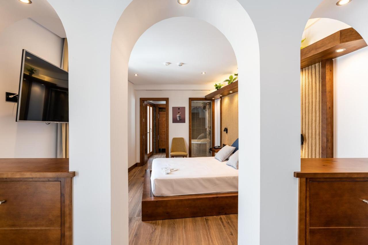 Hotel Antantie Conil De La Frontera Esterno foto